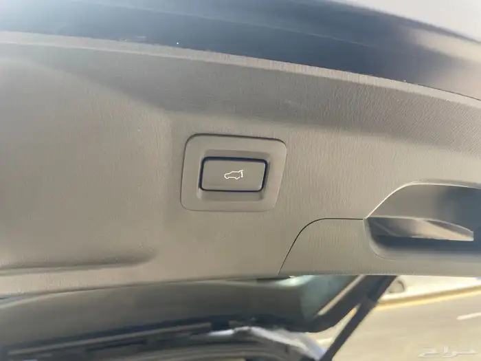 مازدا CX9 - 2024 10