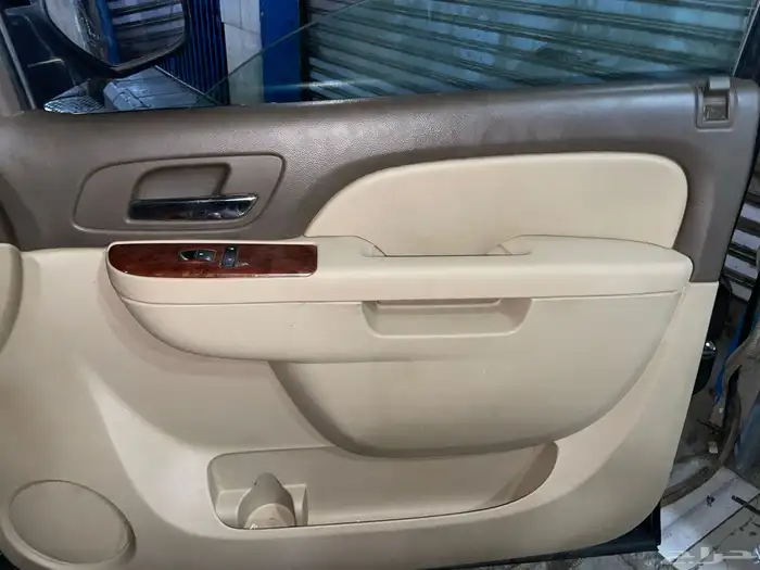 مقابض ابواب شفروليه تاهو 2012 5