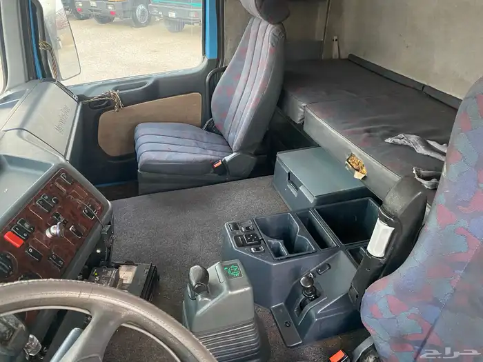 للبيع راس أكتروس 2002 نقل خاص 15