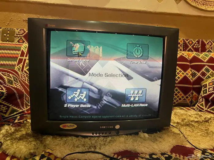 تلفزيون سامسونج قديم 1