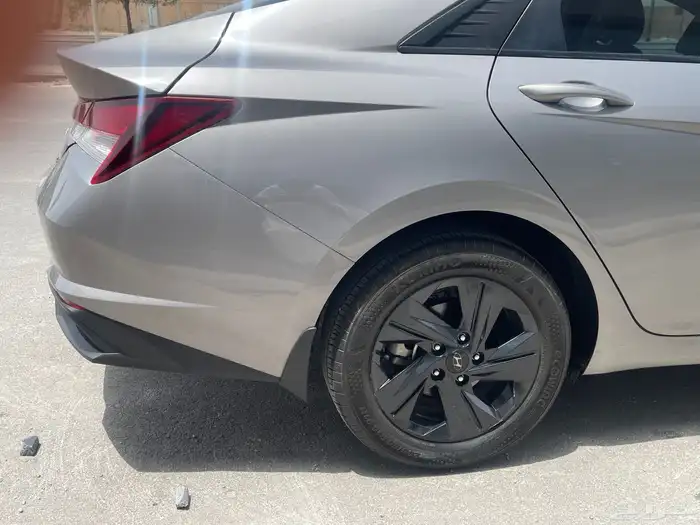 هيونداي النترا 2023 رصاصي 10