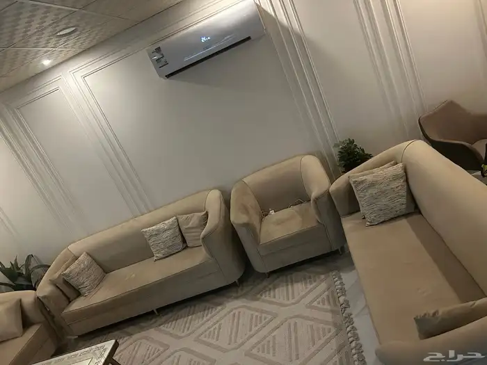 كنب تقريبا 11 شخص 1