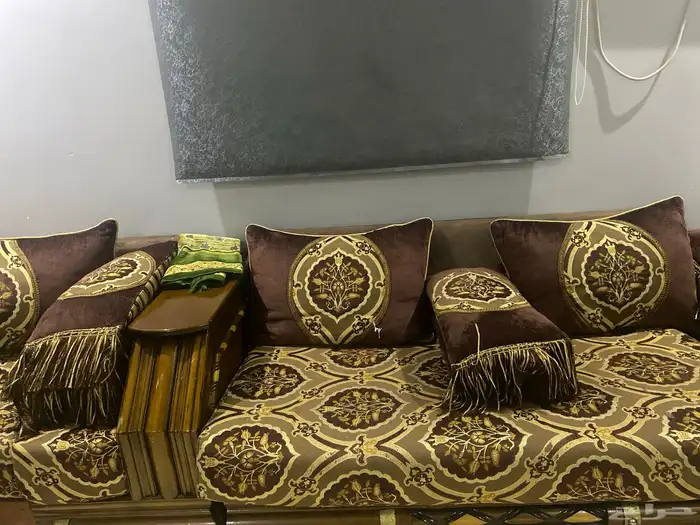 كنب نظيف للبيع 600 نهايته 3