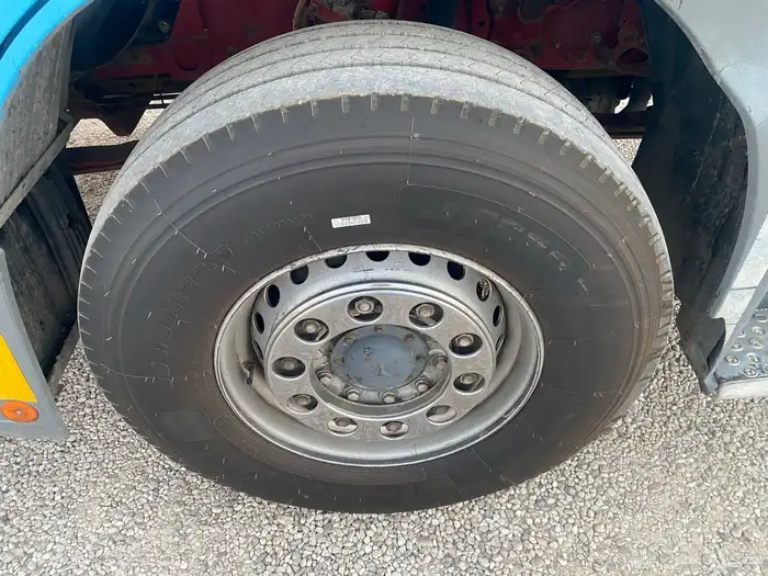 للبيع راس أكتروس 2002 نقل خاص 4