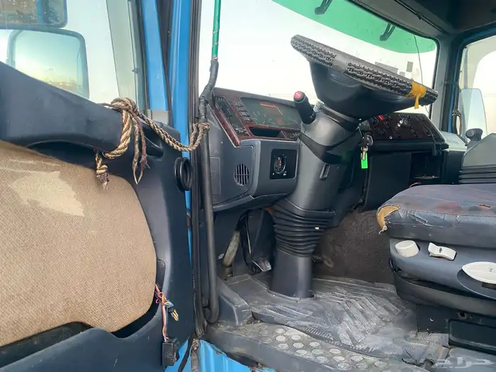 للبيع راس أكتروس 2002 نقل خاص 12