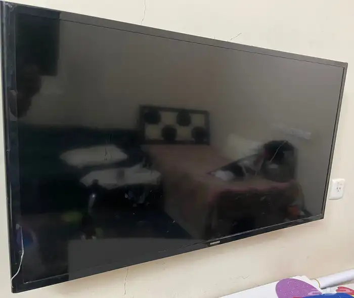 رواتر زين 5G جديد بالكرتونه وشاشة سمارت 42 سامسونج 0