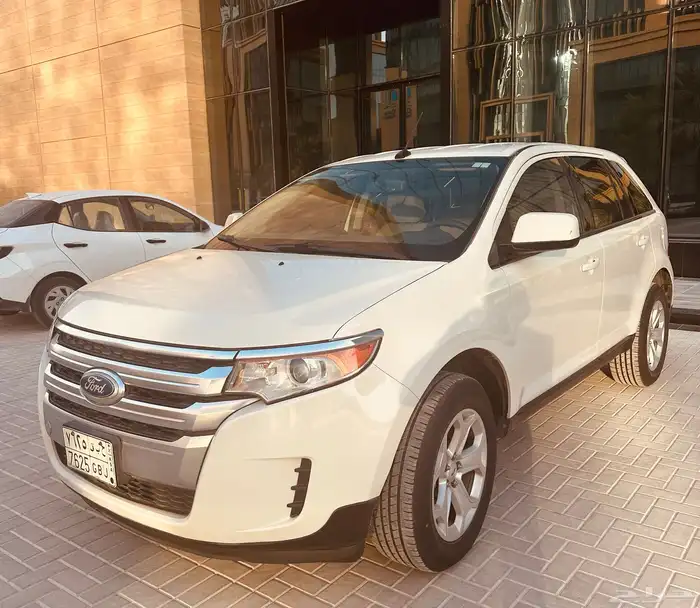 Ford Edge 2013 1