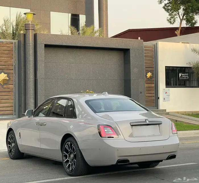روز رويس - قوست - 2023 - Black Badge 9
