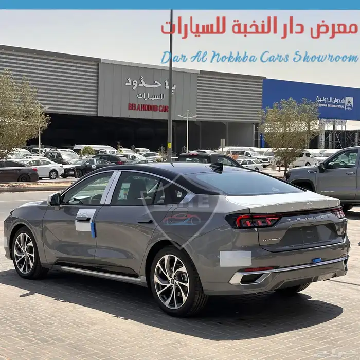 فورد تورس تيتانيوم فل كامل 2026 كاش وبنوك 2