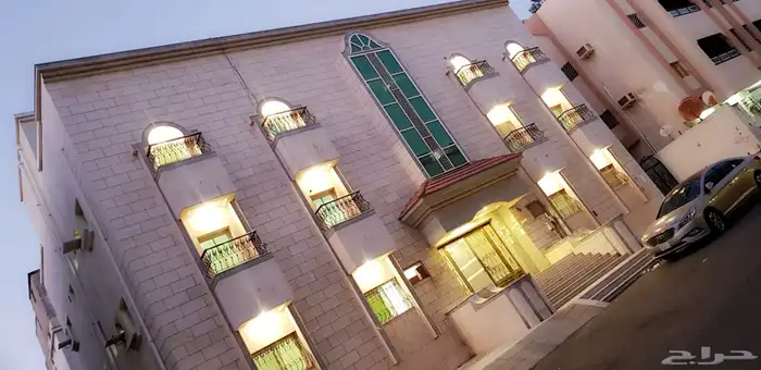 عمارة سكنية للإيجار بالكامل حى البوادي 0