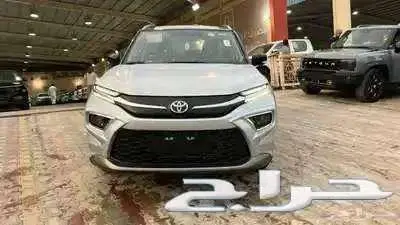 تويوتا اوربان كروزر 2025 GLX سي سي 1.5 بنزين 1