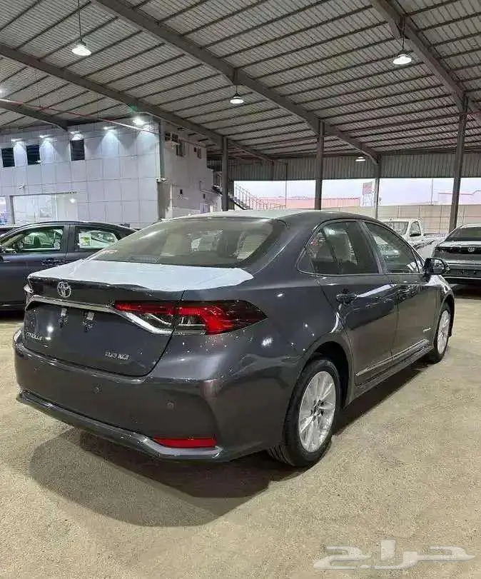تويوتا كورولا 2.0 مطور جنوط 2025 4