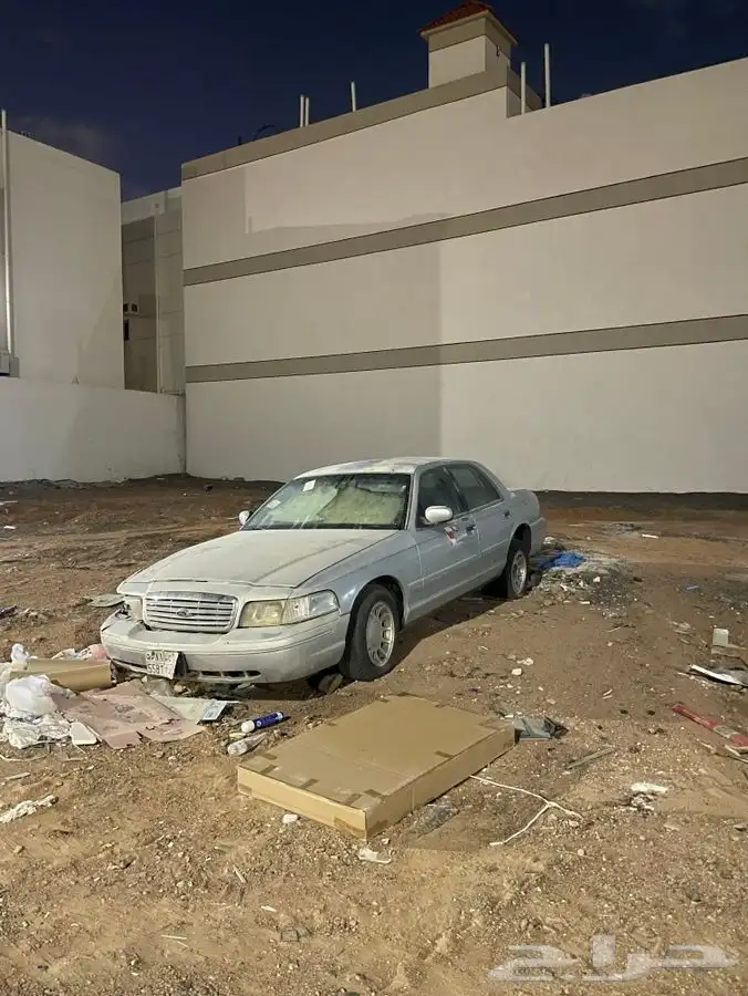 للبيع فورد موديل 2000 البيع تشليح كامله اسقاط الحد 2500 1