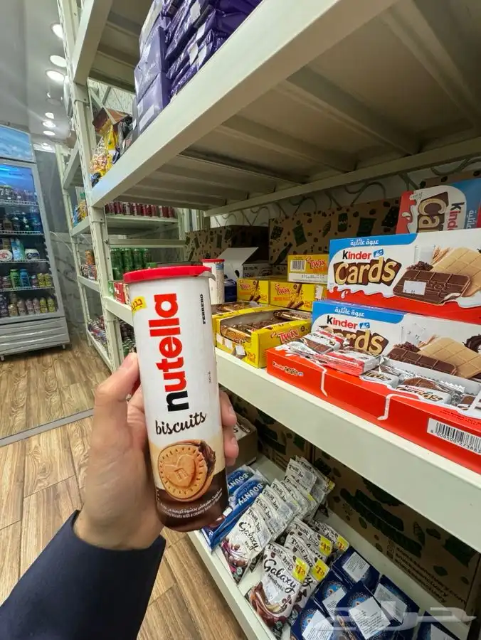 بضاعه محل حلويات للبيع 3
