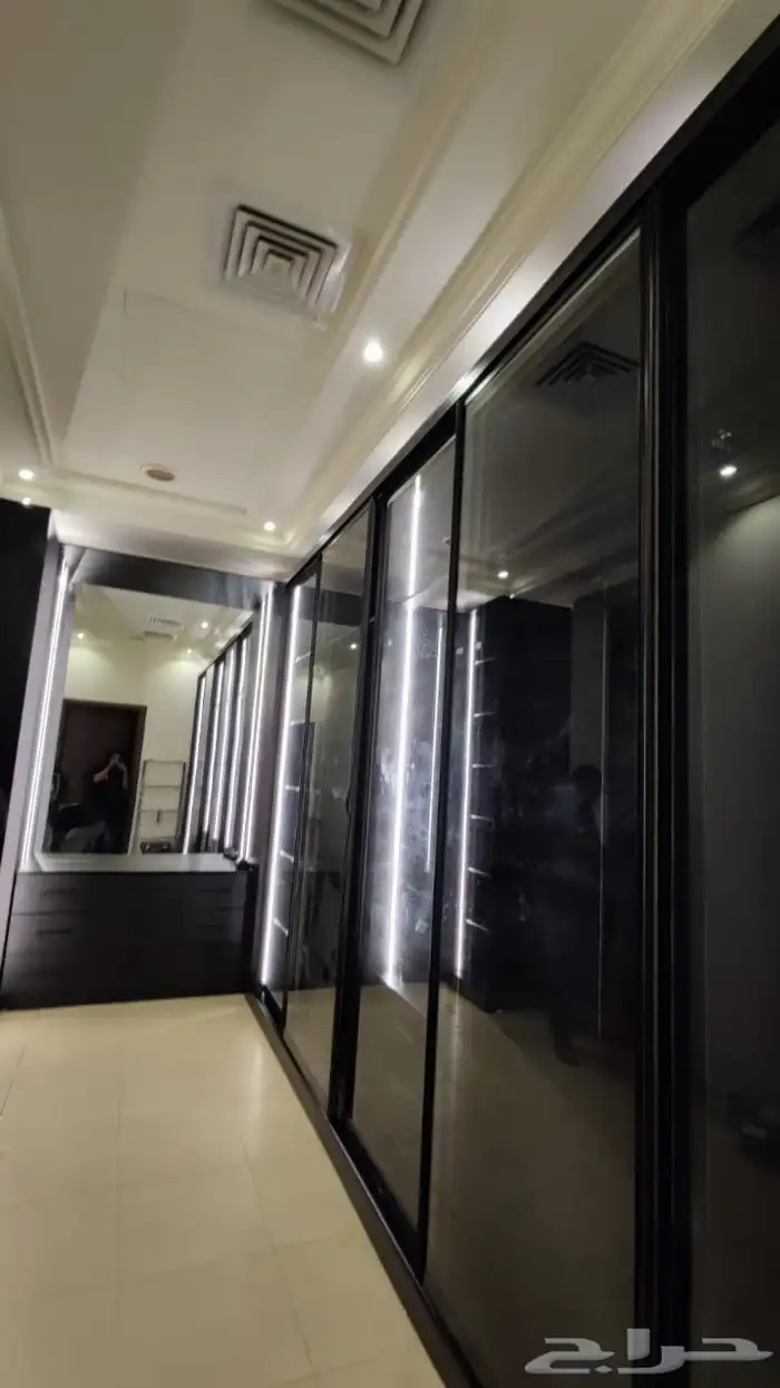 متخصصين فى اعمال الديكورات الخشبيه والاثاث 8