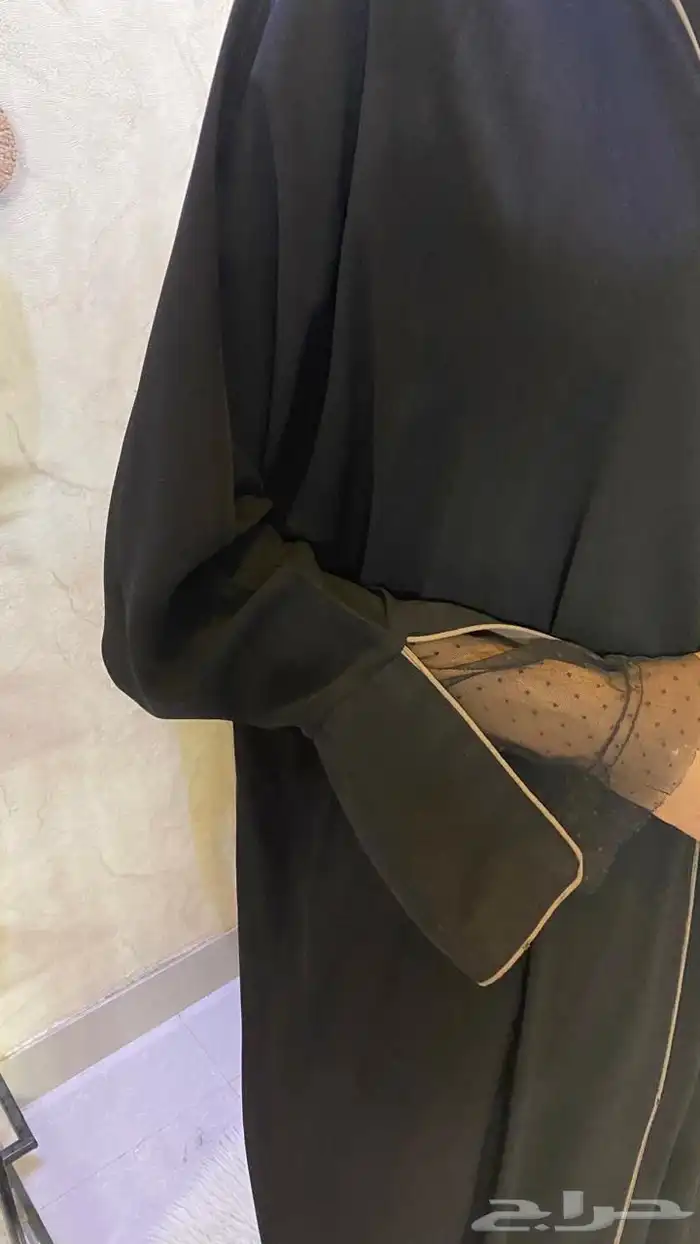 عبايات للبيع ب 10 3