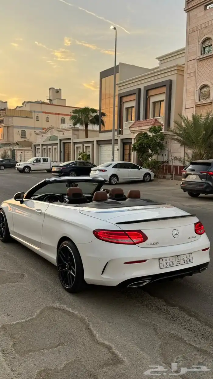 مرسيديس c300 2018 كشف 9