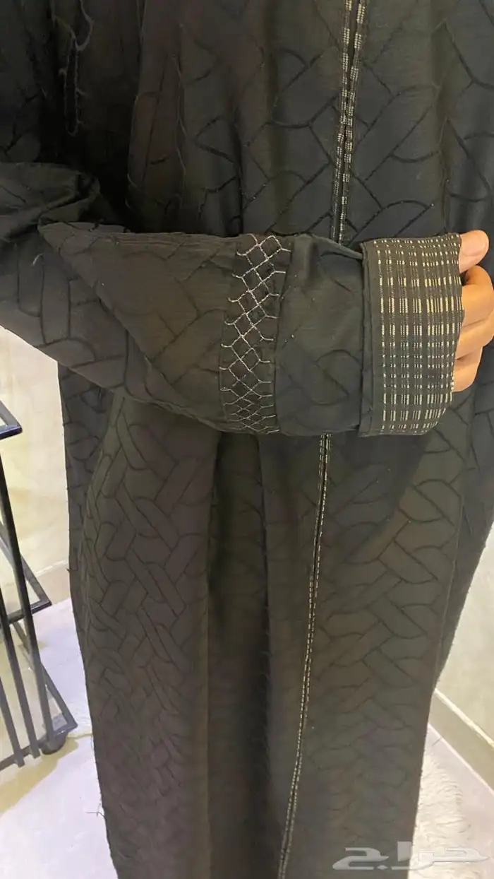 عبايات للبيع ب 10 0