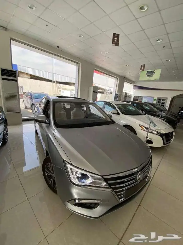 ام جى 5 استاندر متاح الوان 2025 5