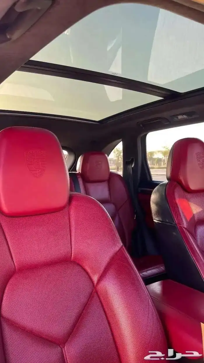 بورش كايين gts ابيض داخلي احمر 24