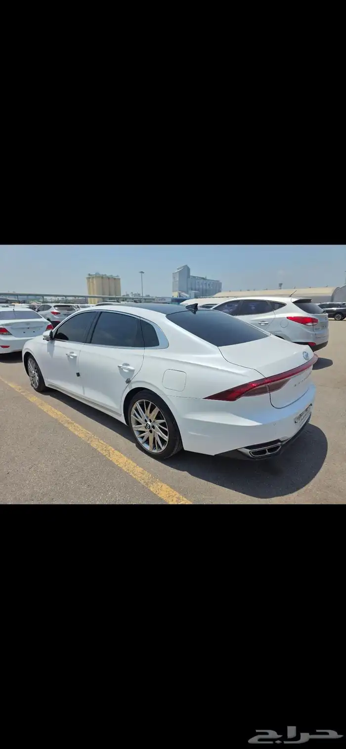 ازيرا كالغرافي اعلى فئة بانوراما بحالة الوكالة 10