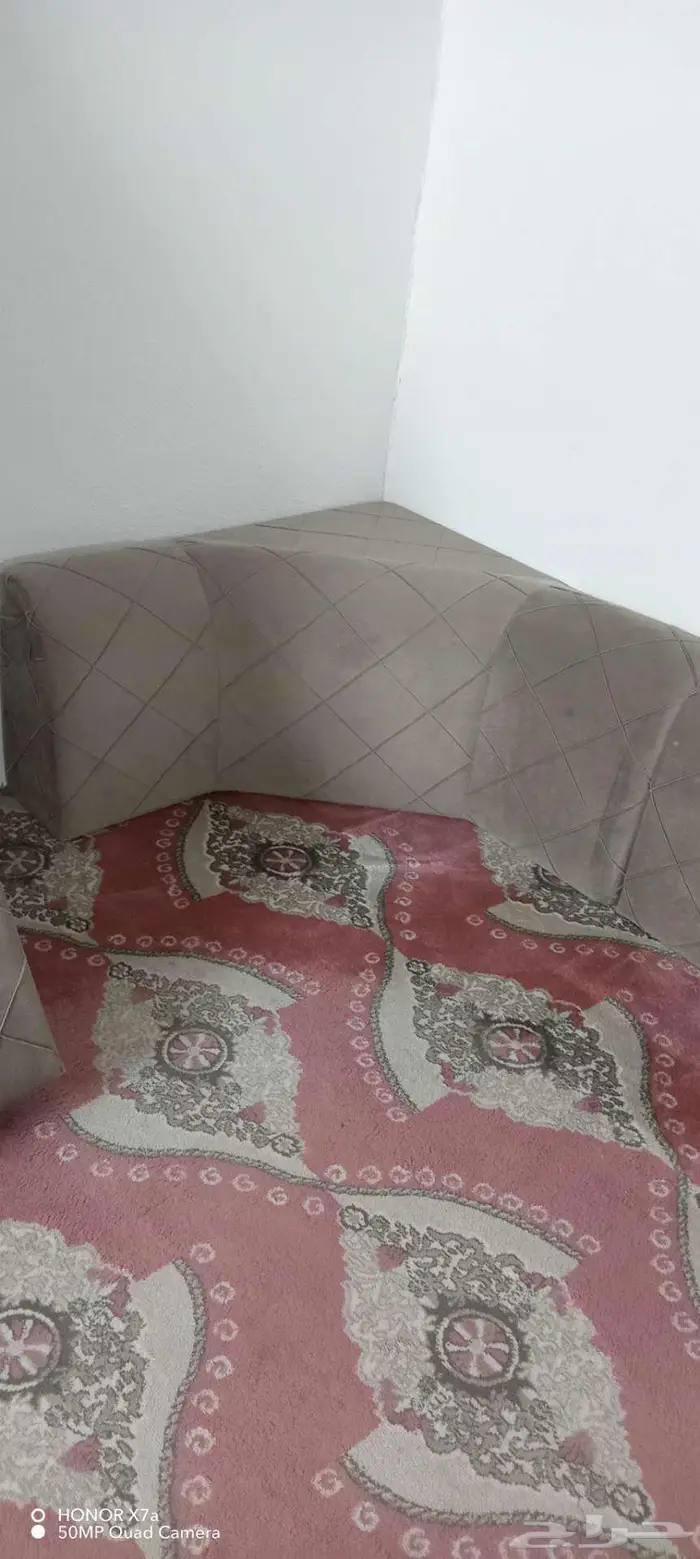 مجلس ملكي 4 قطع نظيف جدا استعمال بسيط ومجلس ارضى 12 قطعه 1