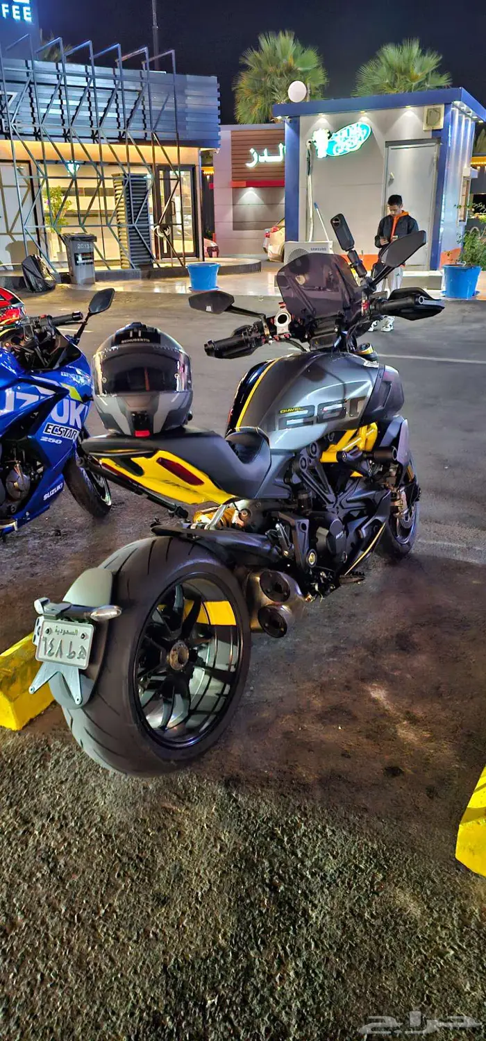 دوكاتي ديافل Ducati Diavel 2022 1260S V2 1