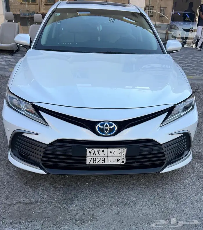 كامري هايبرد GLE 2022 5