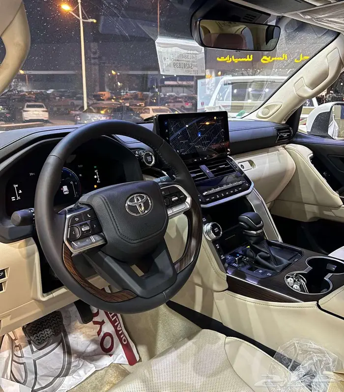 تويوتا لاندكروز GXR_S بنزين 2025 وارد الساير كاش او اقساط 9