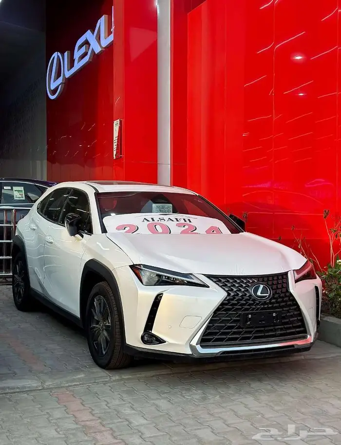 لكزس UX300 AH 2024 وارد عبداللطيف جديد 0