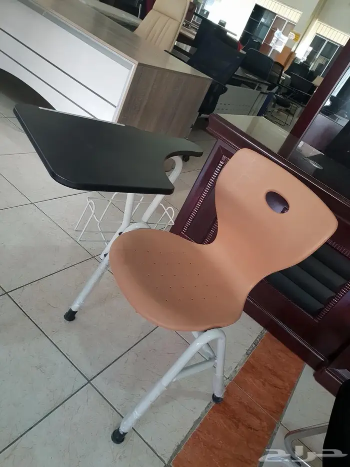 كراسي محاضرات للجامعة ب سعر الجملة كراسي متين 1