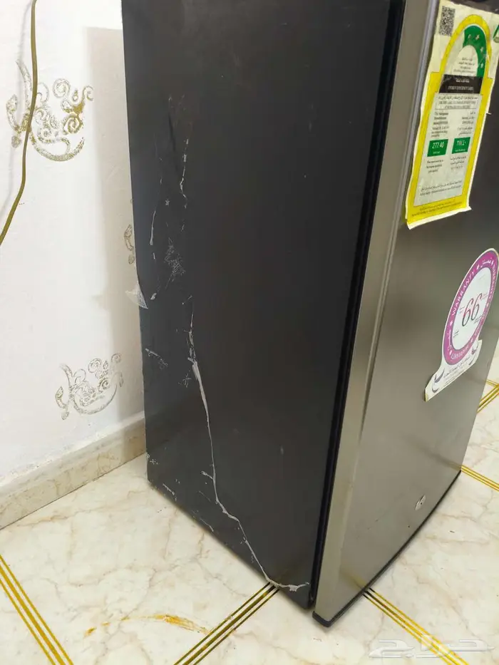 ثلاجتين نظيفين استخدمت للماء والتمر فقط 110 و220 2