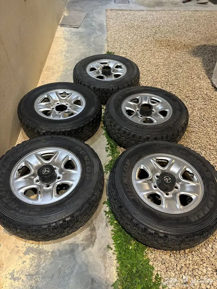 جنوط ديازل مقاس 17 بكفراتها نص وربع عمر 4