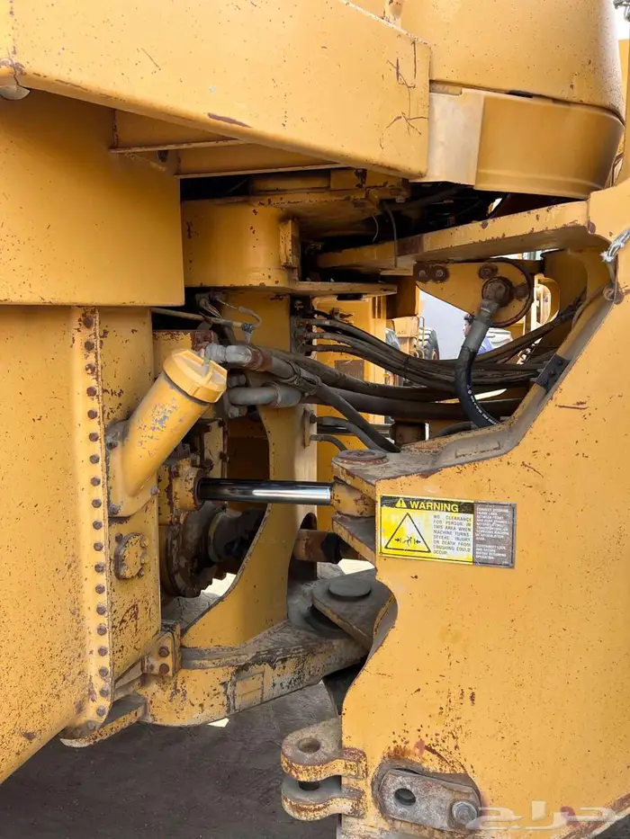 شيول كتربلر 980F موديل 1992 قير عادى معرض رواد المعدات 4