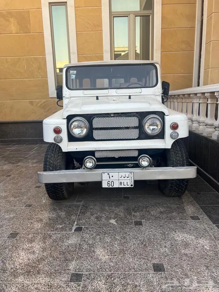 نيسان بترول كلاسيك 1981 4