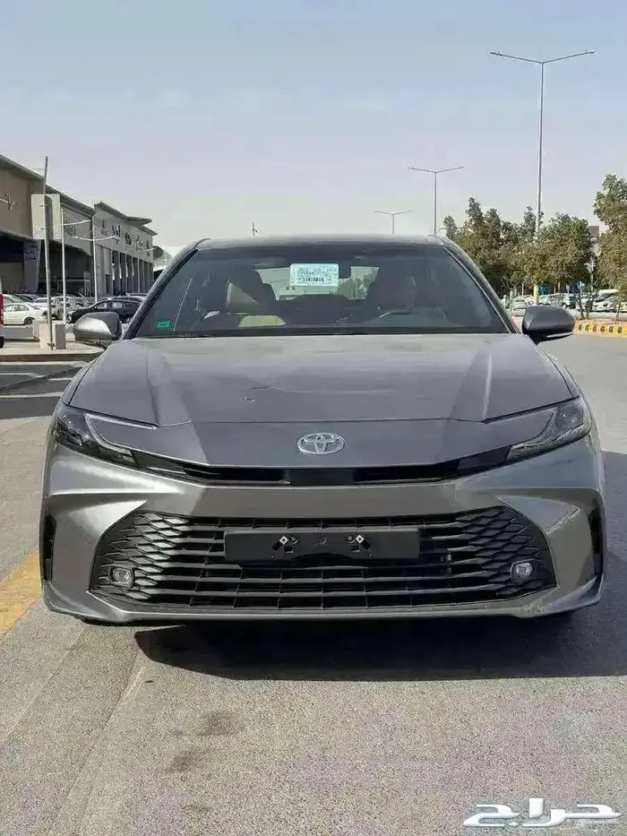 كامري 2025 استاندر الساير تيتانيوم 0