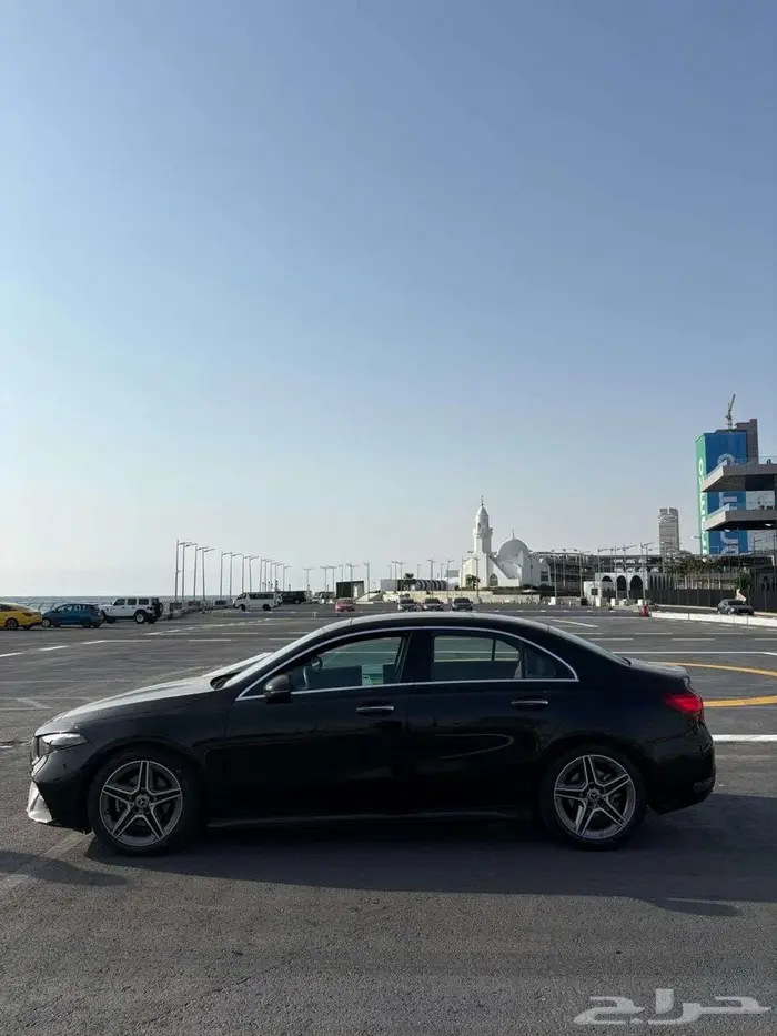 مرسيدس A200 فل 2025 7