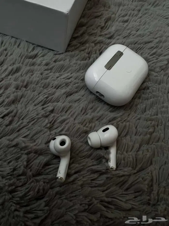 AirPods Pro 2 with Type C Charging  White 3