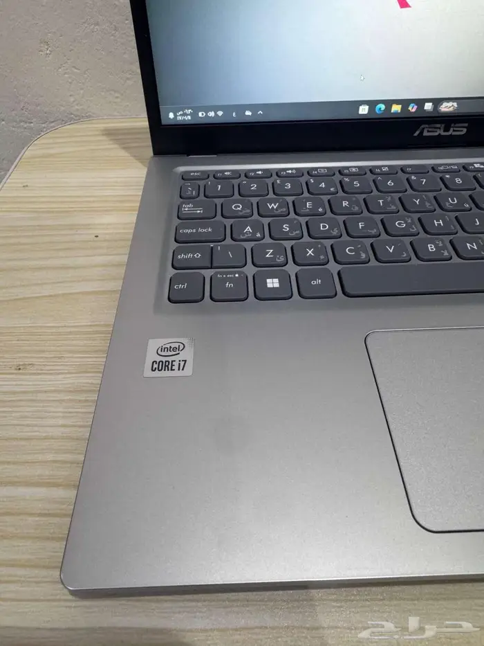 لاب توب Asus Vivobook 8