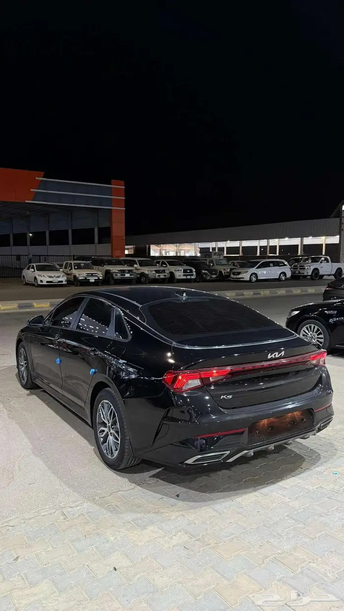 كيا 5 2022 عداد 113000 فقط نص فل 3