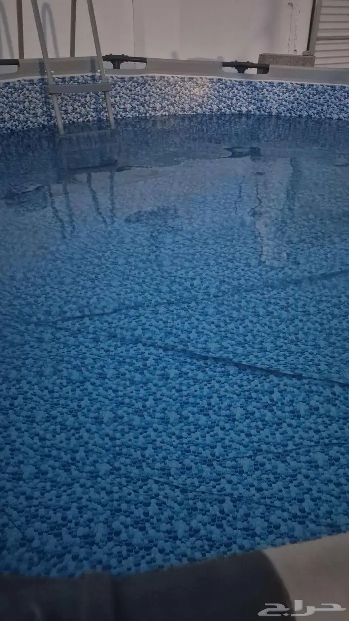 مسبح للبيع 1