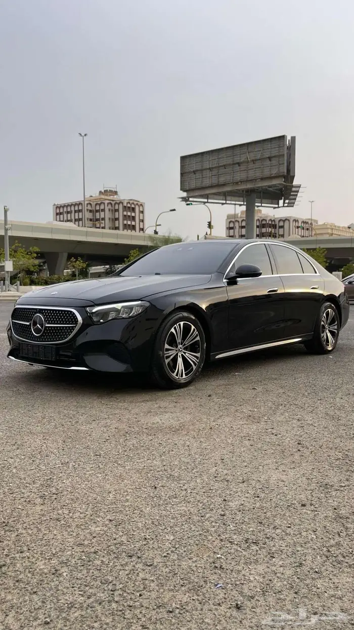 مرسيدس بنز E 200 فل 2024 2