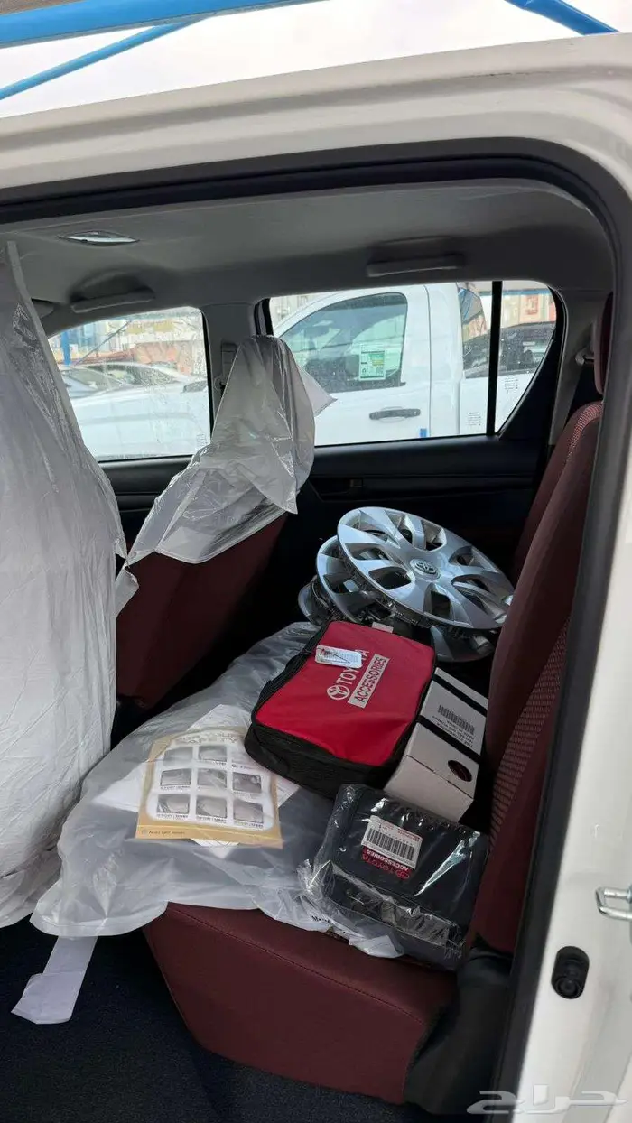 هايلوكس GLX غمارتين 2025 بنزين افضل سعر 4