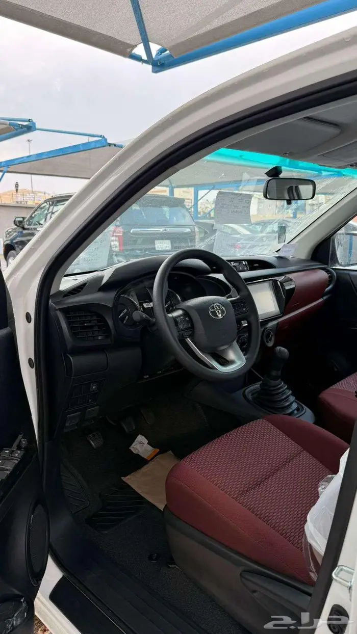 هايلوكس GLX غمارتين 2025 بنزين افضل سعر 3