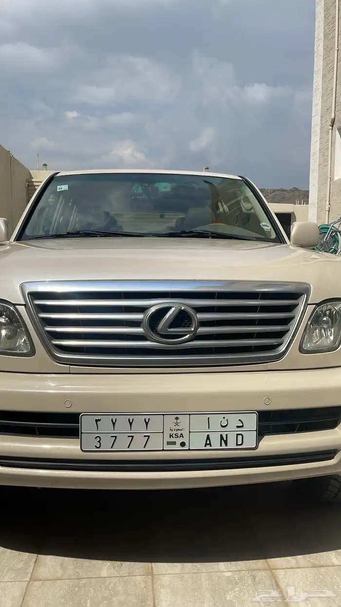 جيب لكسز LX470 موديل 2006 ماشاء الله 4
