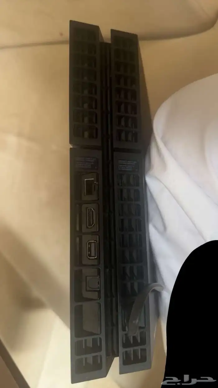 سوني 4 للبيع استعمال نضيف لقيته في المخرن وجربته شهرين 1