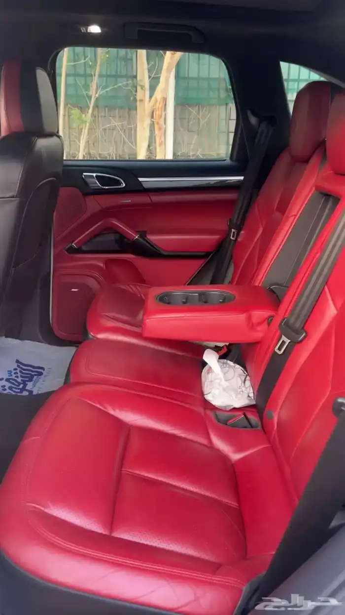 بورش كايين gts ابيض داخلي احمر 17
