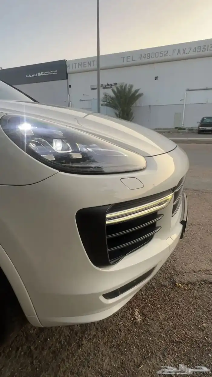 بورش كايين gts ابيض داخلي احمر 9