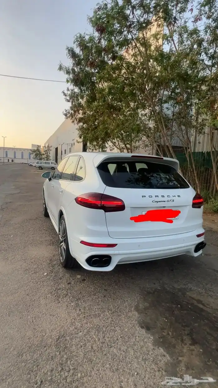 بورش كايين gts ابيض داخلي احمر 2