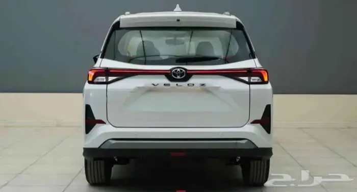 تويوتا فيلوز GLX بنزين 2025 6
